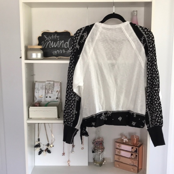 FREE PEOPLE Auxton Thermal Wrap Tie Floral Top - Picture 3 of 7